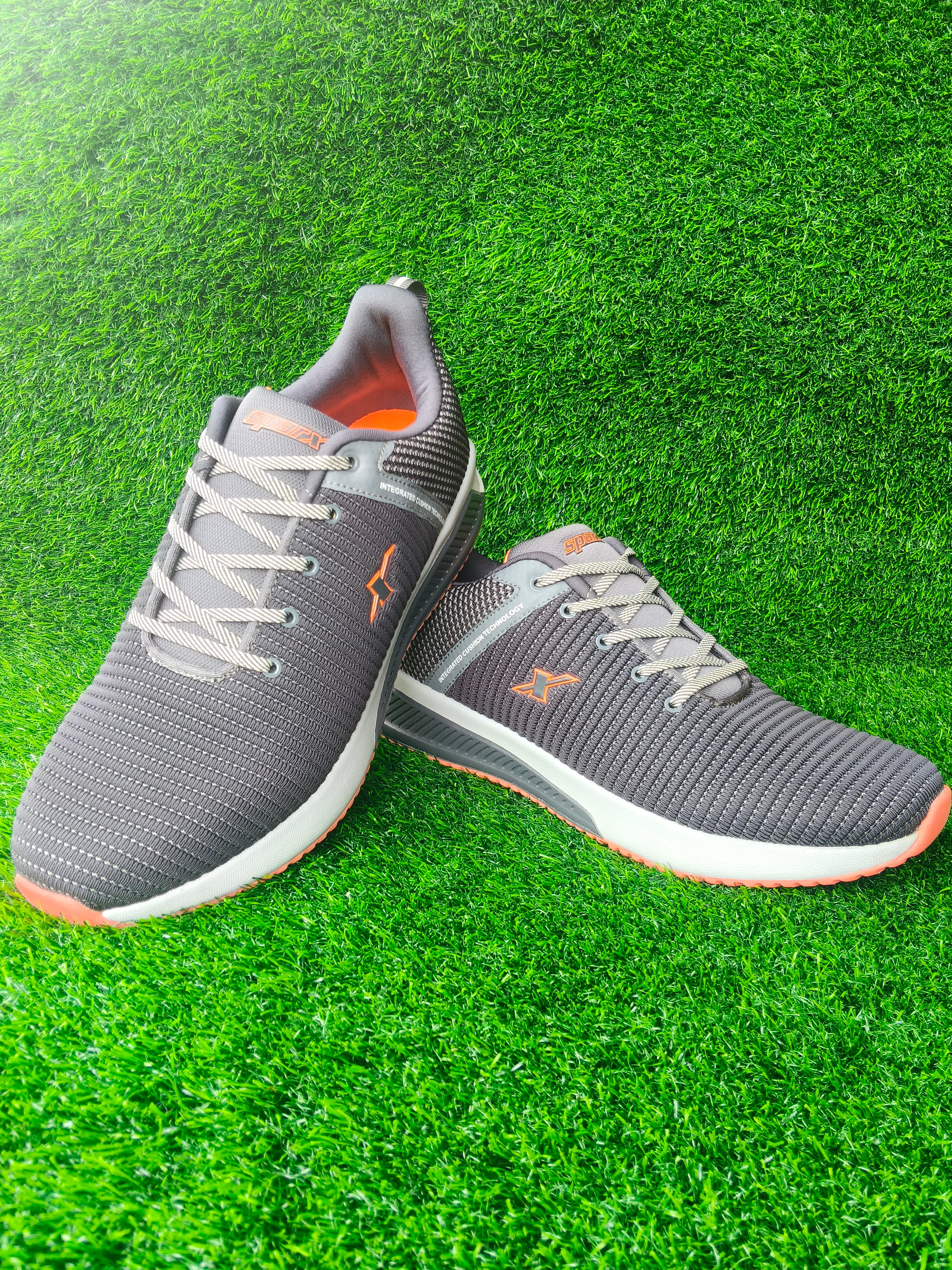 Sparx SM 472 Men's Grey / Neon Orange Sports Shoes