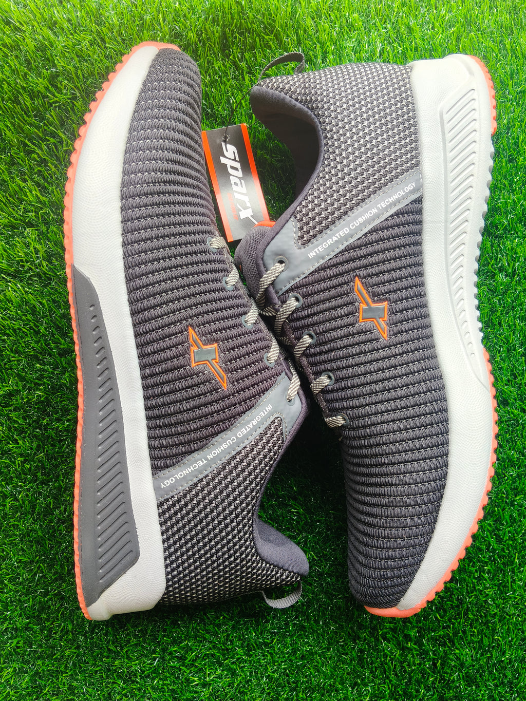 Sparx SM 472 Men's Grey / Neon Orange Sports Shoes