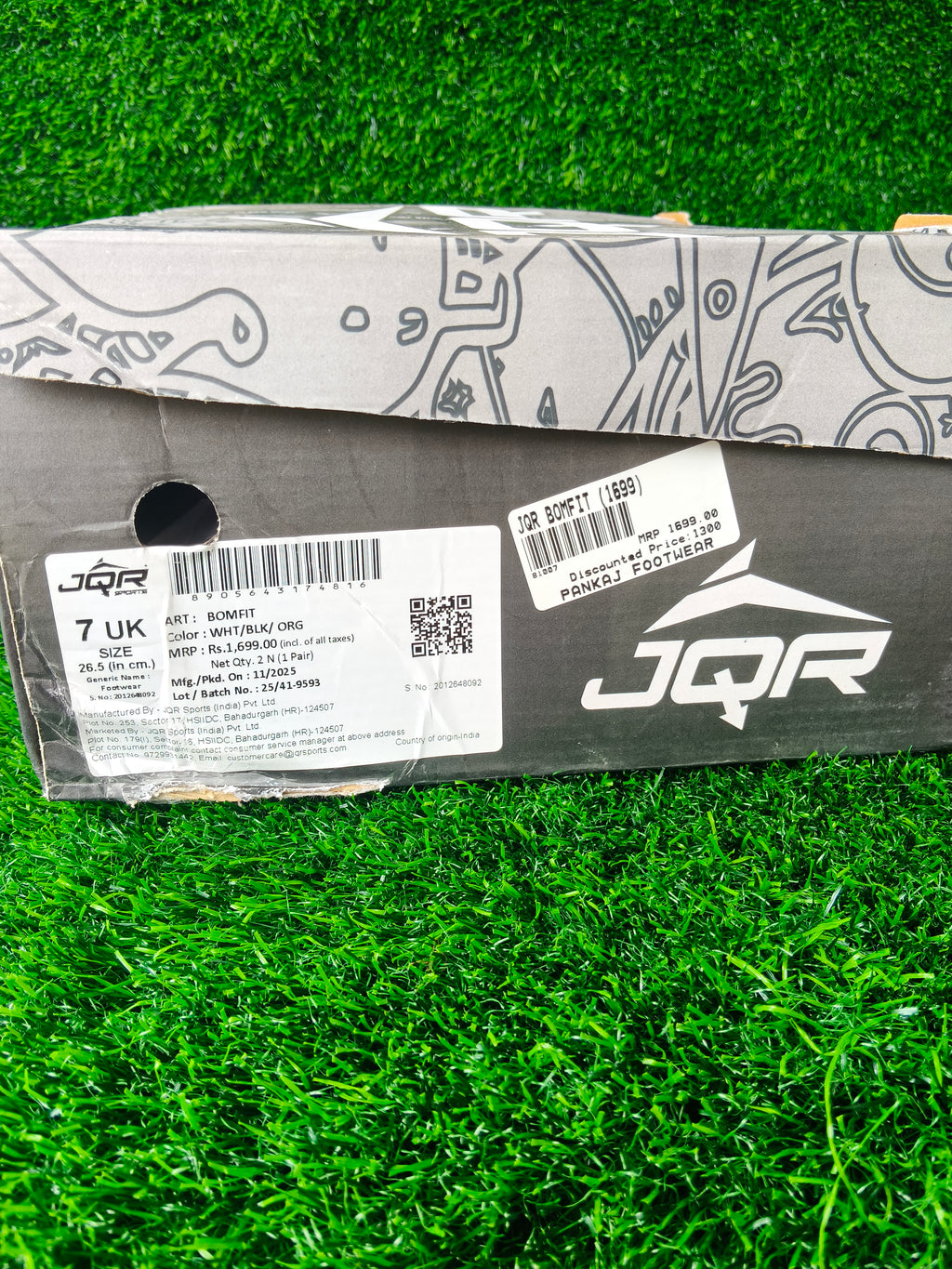 JQR Bomfit Men's White / Black / Orange Sports Shoes