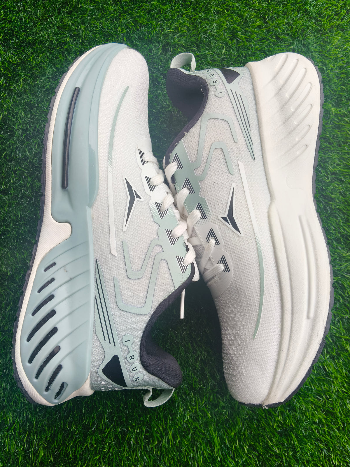 JQR Iron Men's White / Cloud Sports Shoes