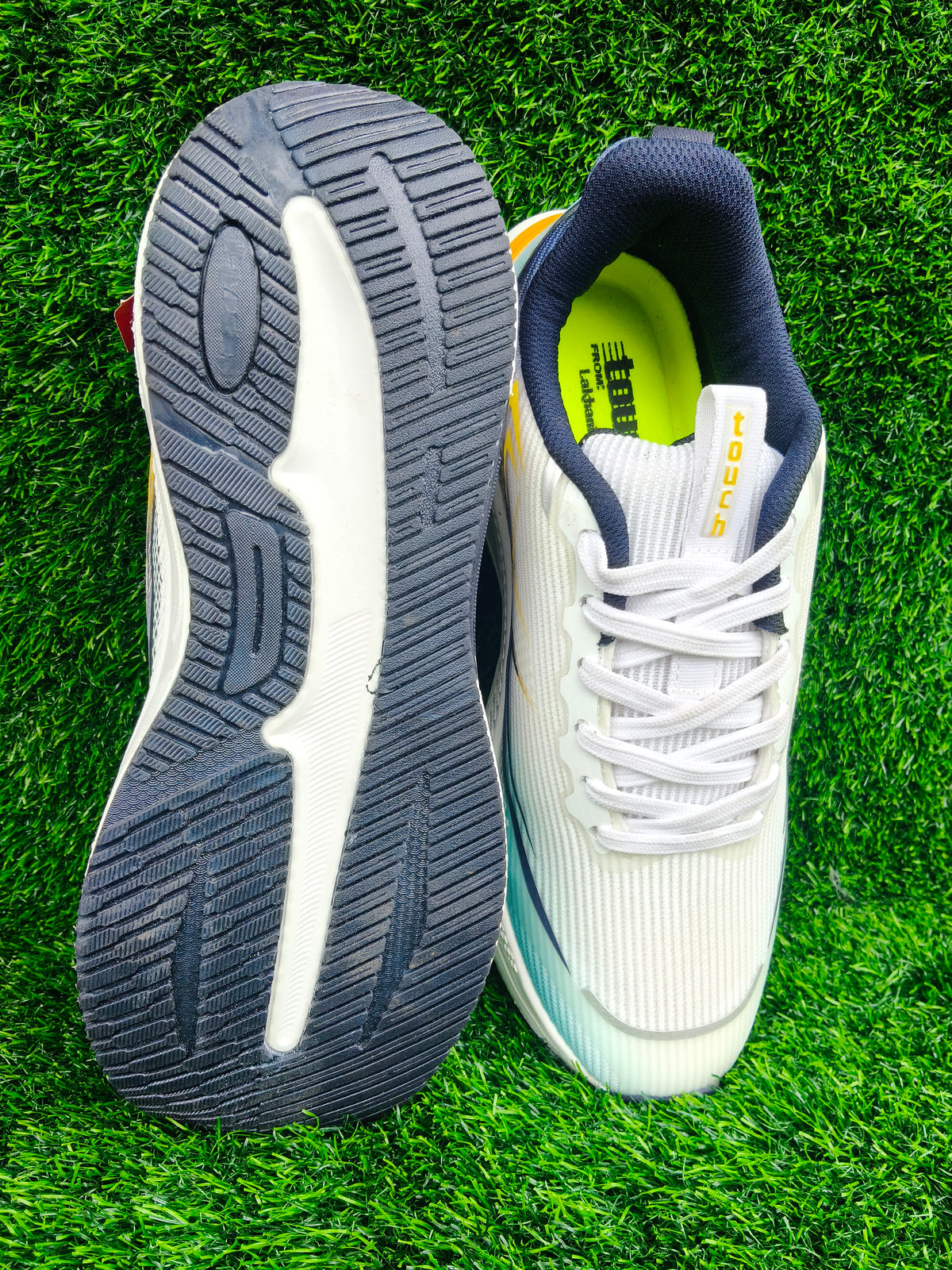Lakhani Touch Harris-01 Men's White / Navy Sports Shoes
