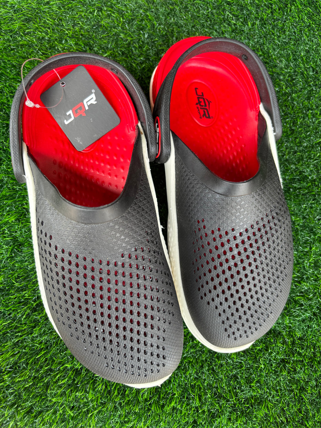 JQR Hero Men's Black / Red Lightweight Clogs
